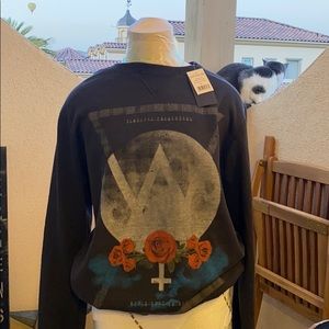 Black Print Sweatshirt - (Brand New)